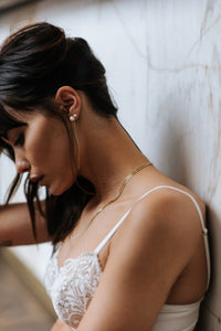 Pearl Ear Cuff + Chain GOLD - MVDT COLLECTION