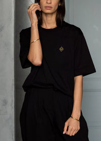 Close up - Zwart unisex T-shirt - Black 100% Cotton