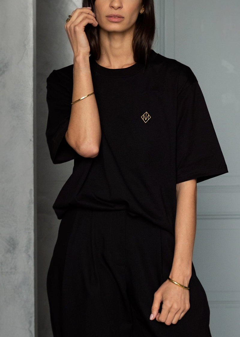 Close up - Zwart unisex T-shirt - Black 100% Cotton