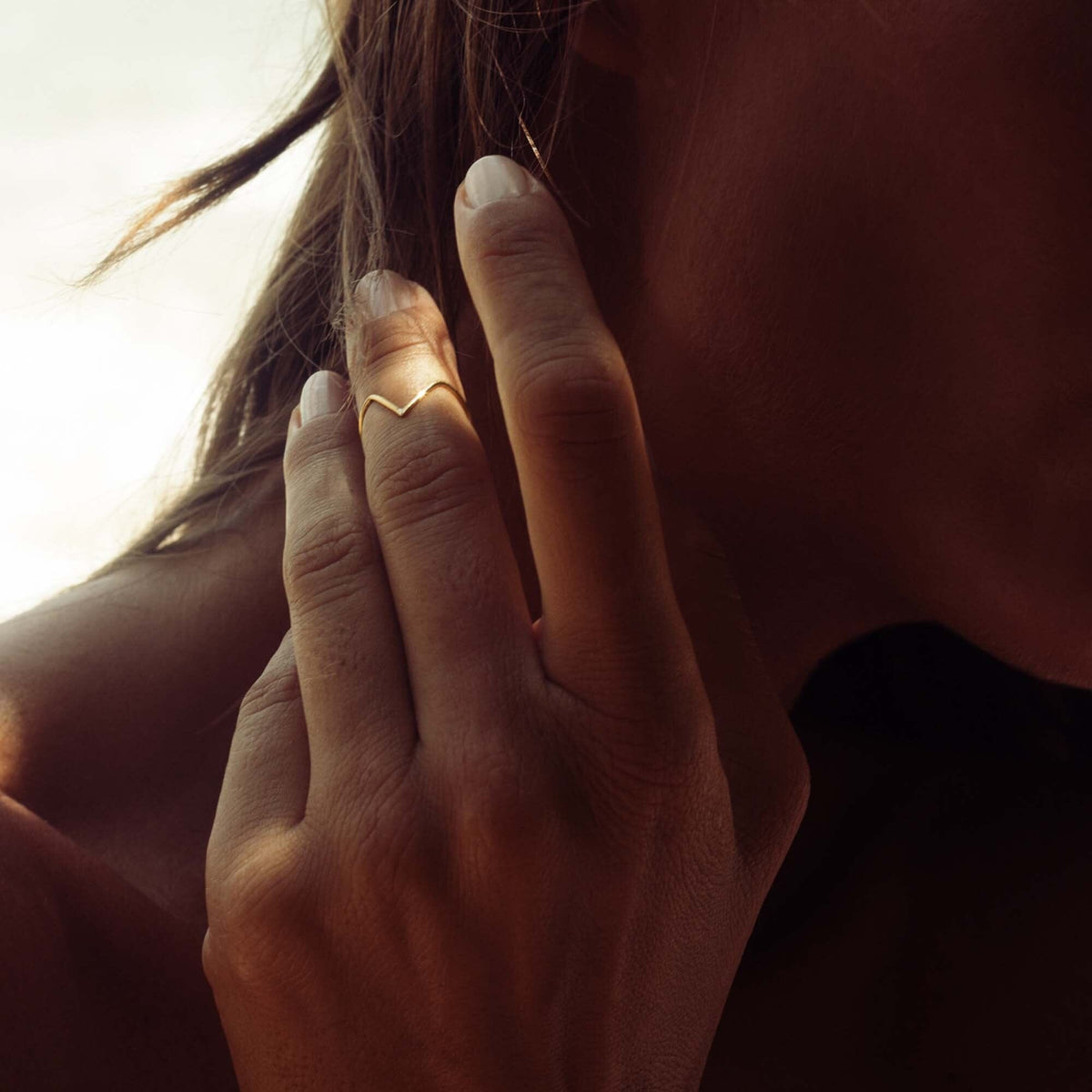 V Ring GOLD