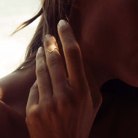 V Ring GOLD
